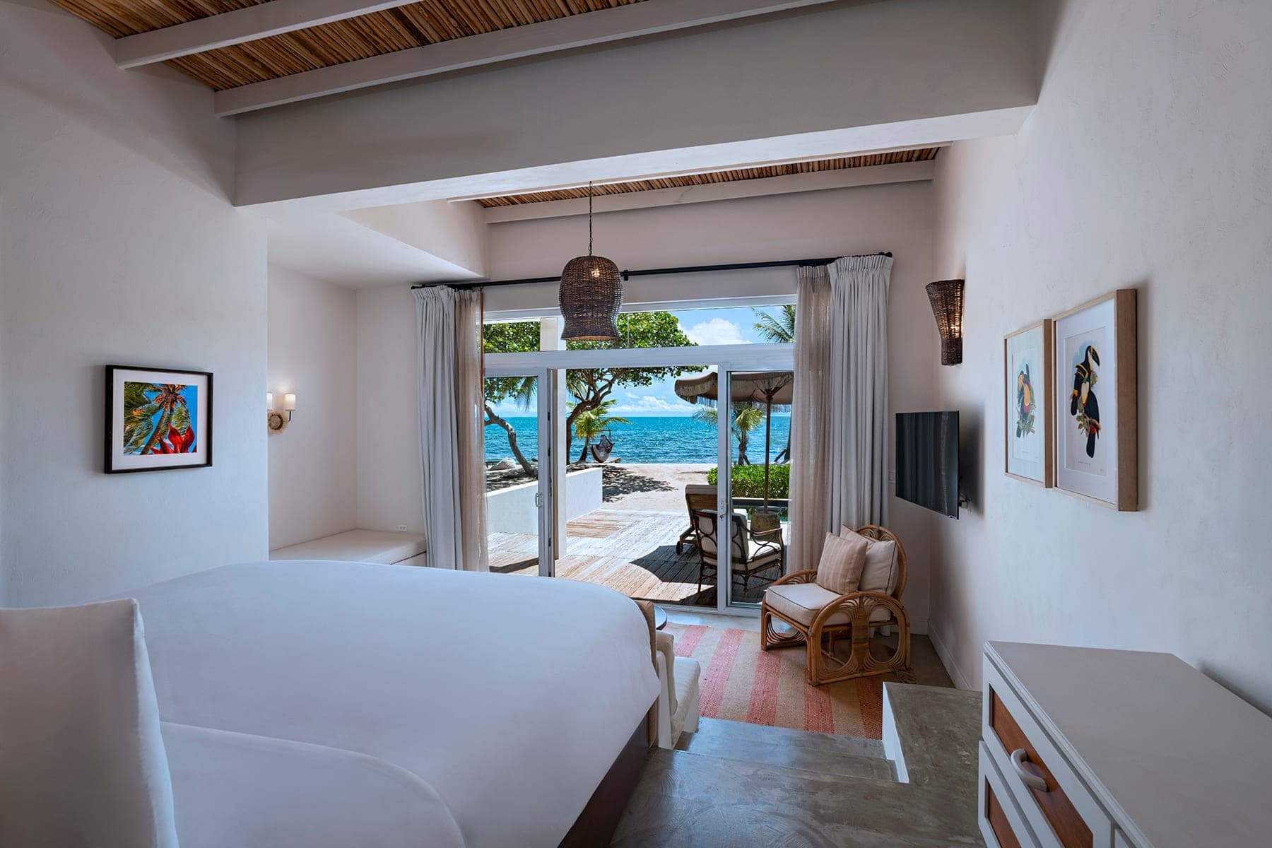 Three Bedroom Beachfront Villa photo 5